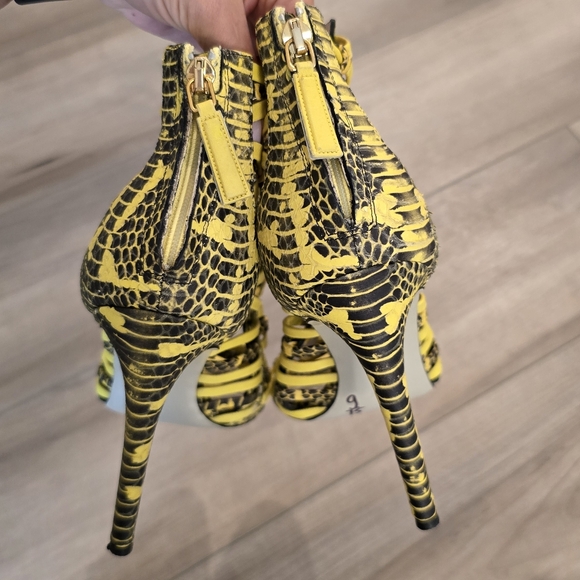 JASON WU Sandals - Picture 6 of 11